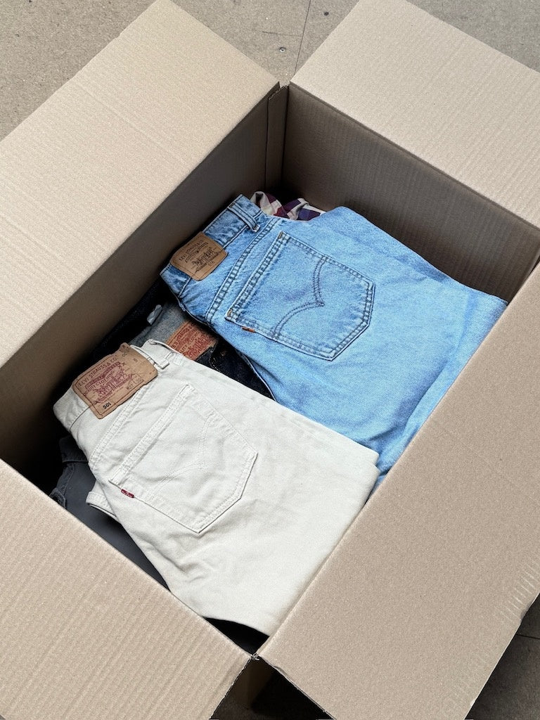 Lot de 25 Jeans Femme Premium – Seconde Main