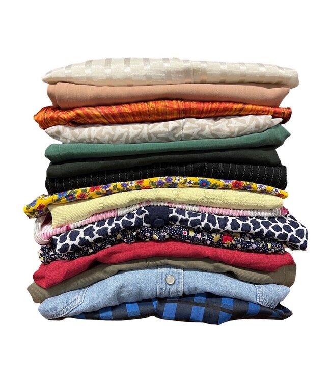 Lot de 25 Blouses Femme – Seconde Main